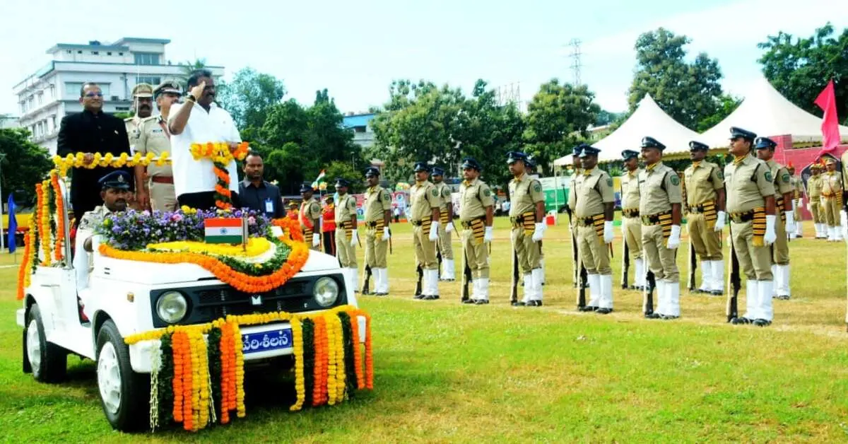 Patriotism marks I-Day celebrations in Vizag