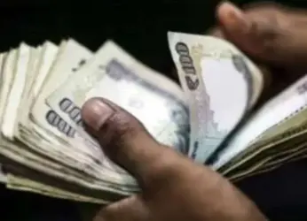 Sub-Inspector caught while accepting bribe