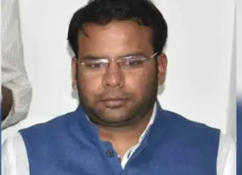 GVMC on a drive spreading ‘eat right’ message