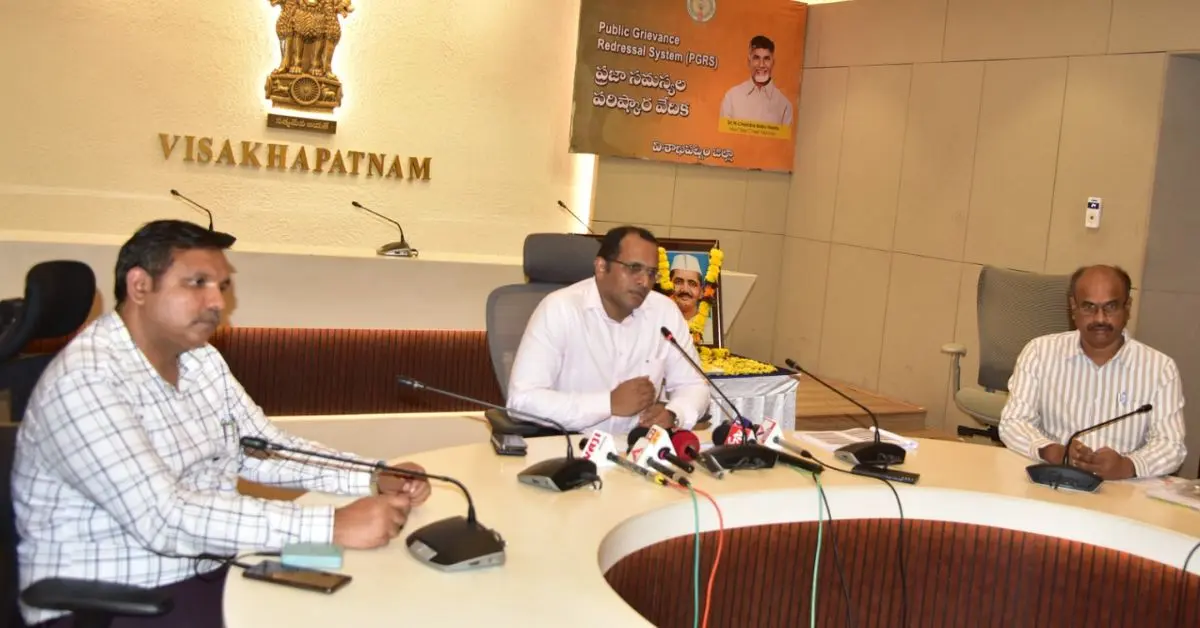 Swachh Andhra Awards: Visakhapatnam Wins 51 Honors