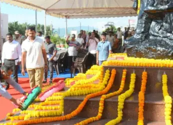 Tributes paid to police martyrs in Vizag
