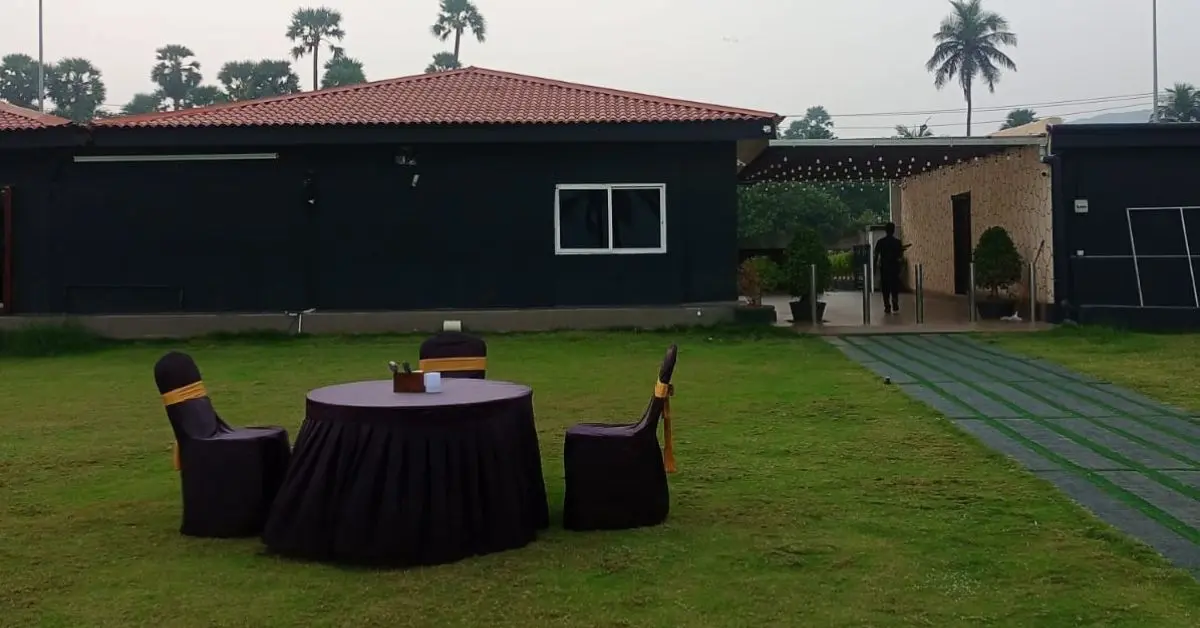 Best pet-friendly restaurants in Vizag to visit with your furry friend!