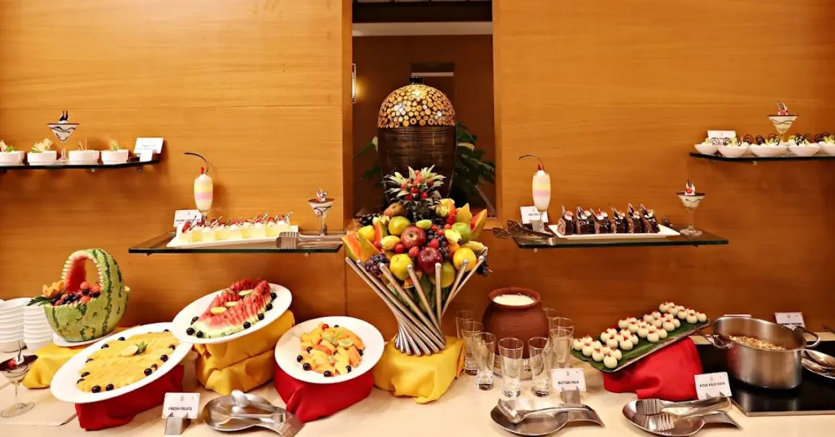 Cascades @ Dolphin Hotel