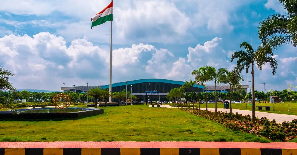 Vizag airport handled 27 lakhs in 2025,indicating increase of 9.29%