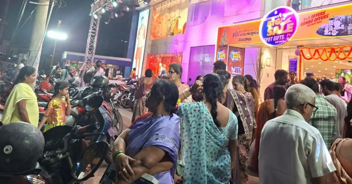 Sankranti festive shopping offers boost Vizag retail rush