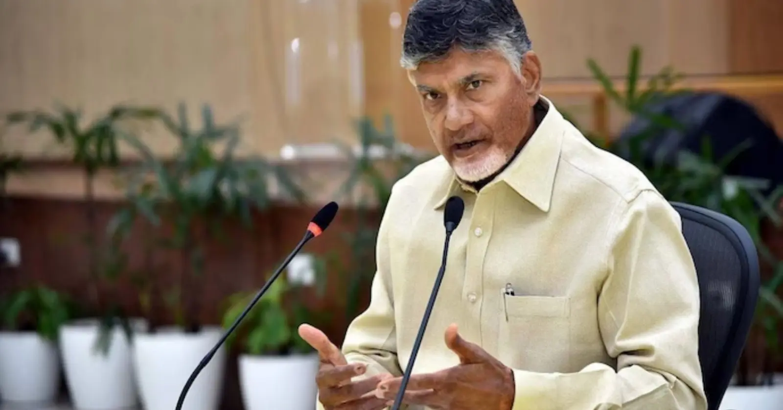 Vizag Police commended by CM for strong law & order measures