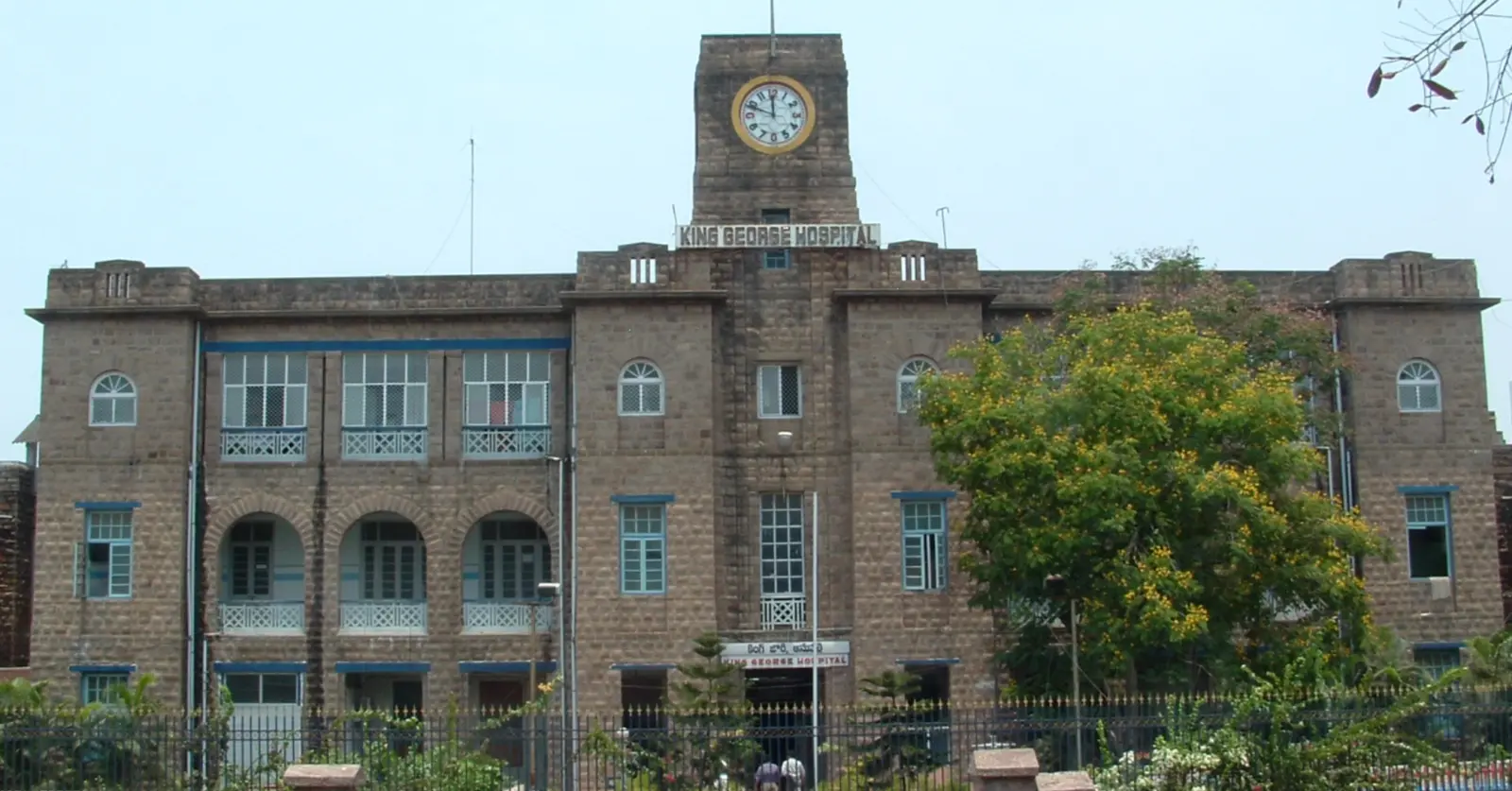 Complaint to the Collector results in the worker's suspension in KGH