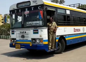 APSRTC gears up with 7,500 buses statewide for Sankranti from Vizag