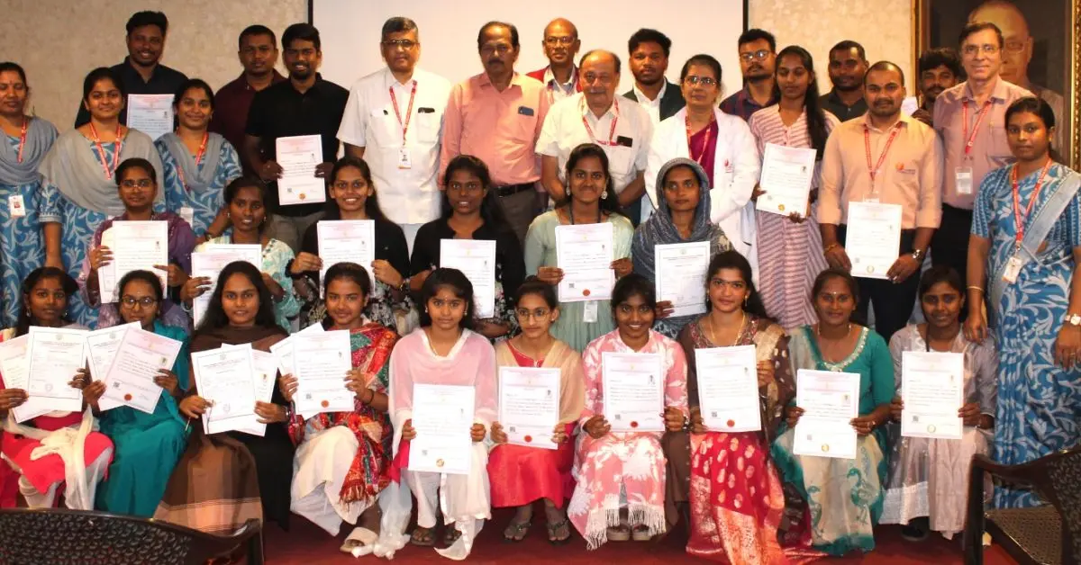Sankar Foundation guides optometry students