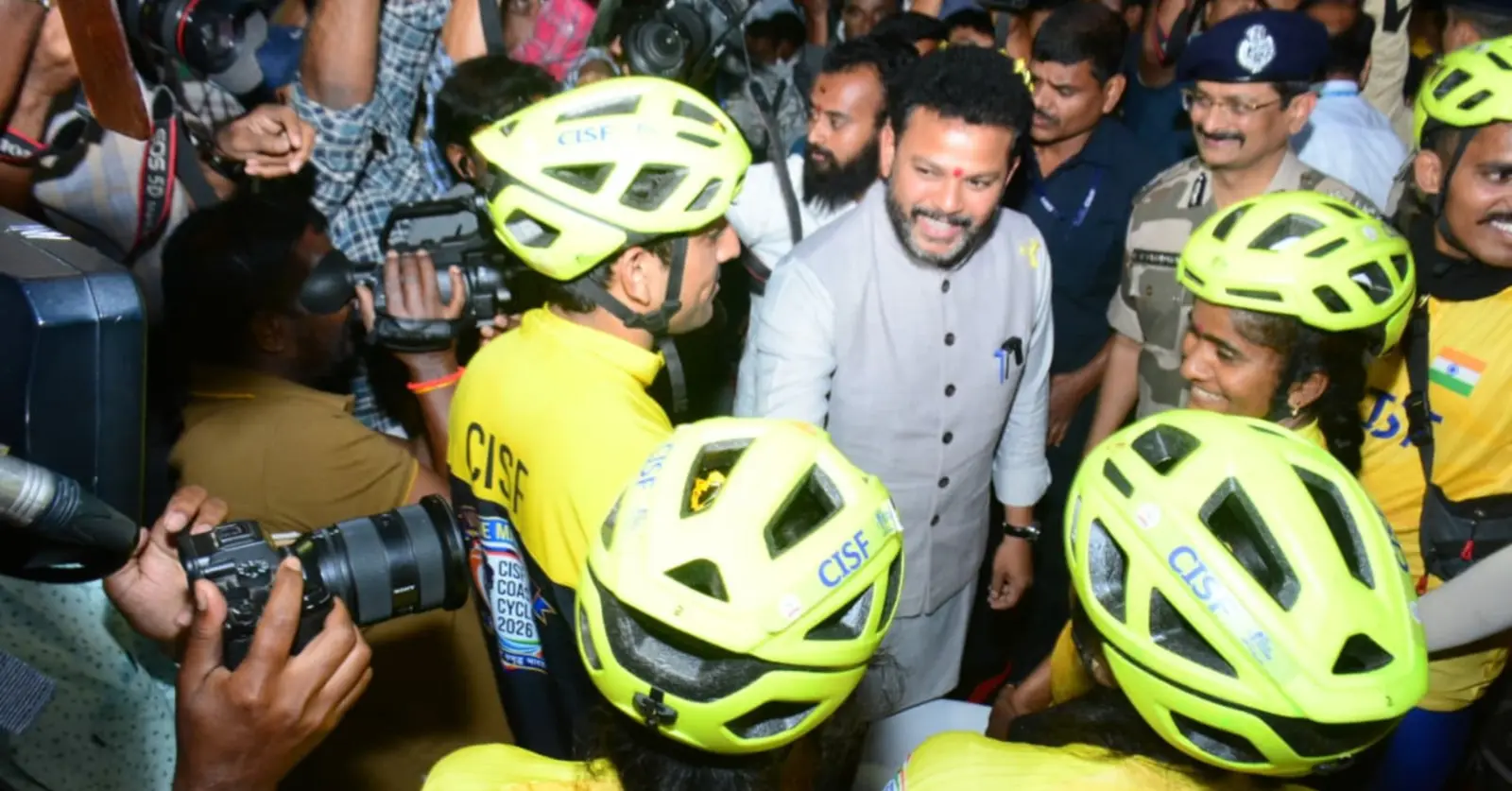 CISF Cyclothon Visakapatnam Gets Grand Welcome at RK Beach