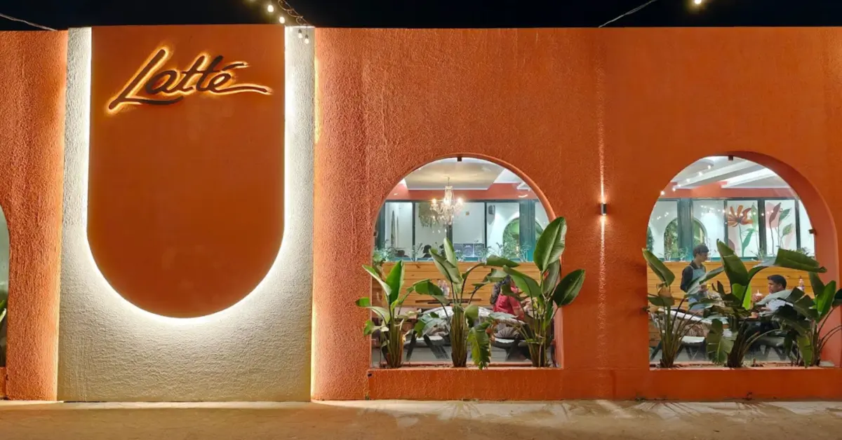 Latte Cafe and Kitchen