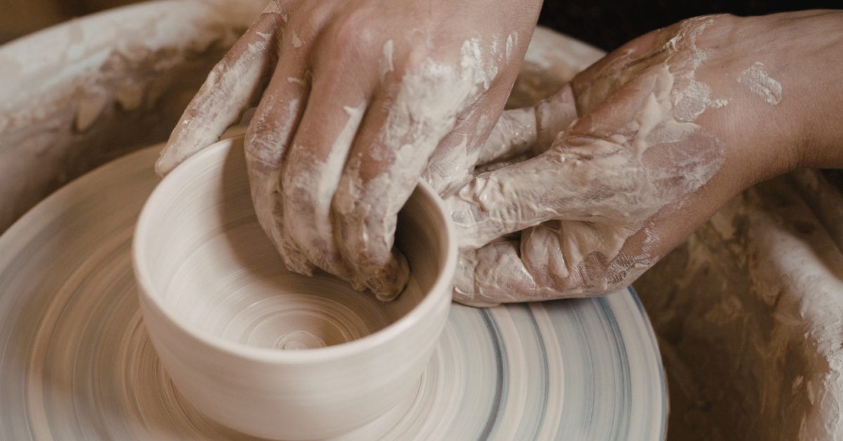 Dig your fingers into a pottery mix