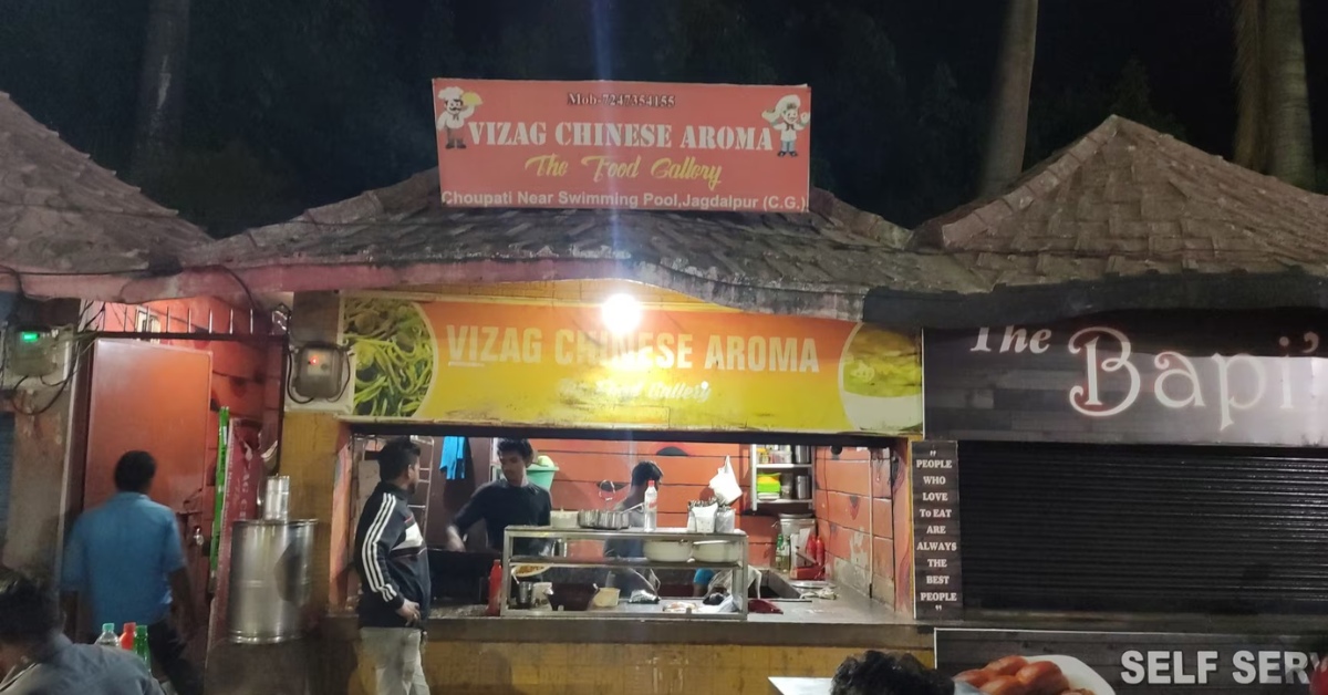 Street-style Chinese and fried rice corners