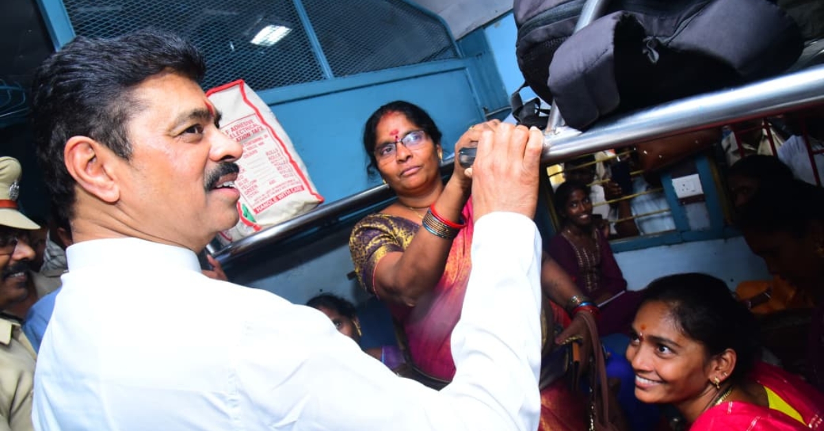 Anakapalle Vande Bharat express flagged off, with a halt in proposal