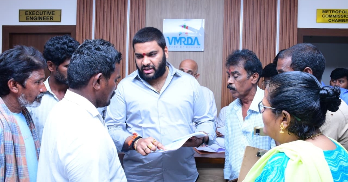 VMRDA Praja Darbar in Vizianagaram draws huge public response