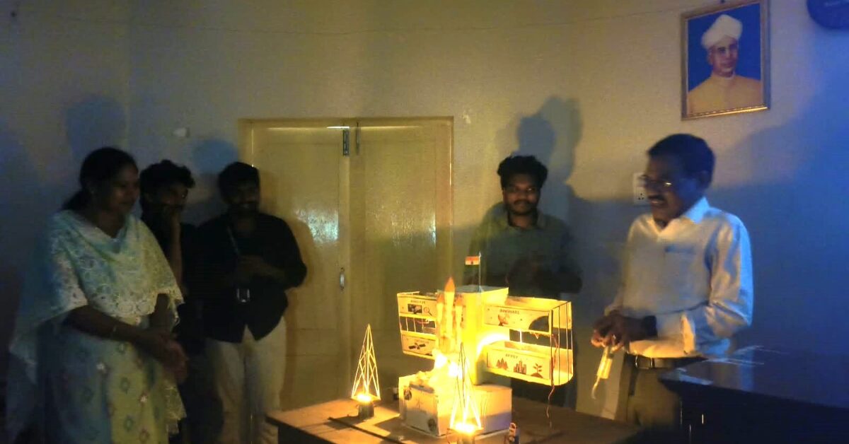 AU Students Celebrate National Space Day with Rocket Model