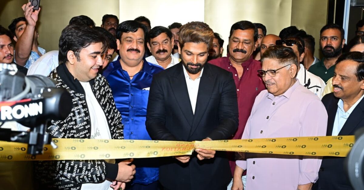 Allu Arjun Inaugurates AAA Cinemas at Inorbit Mall in Vizag.