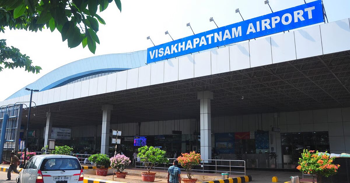 Vizag Mourns as Old Airport Shuts, Bhogapuram Takes Over