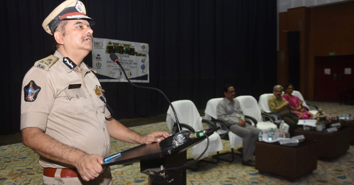 Aim for a Fulfilling Career, CP Tells Engineering Students