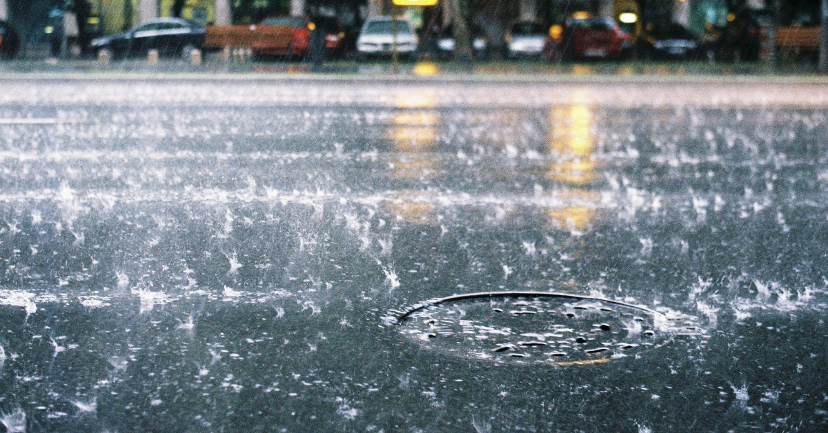Heavy rains lash Visakhapatnam, bring relief from humid weather