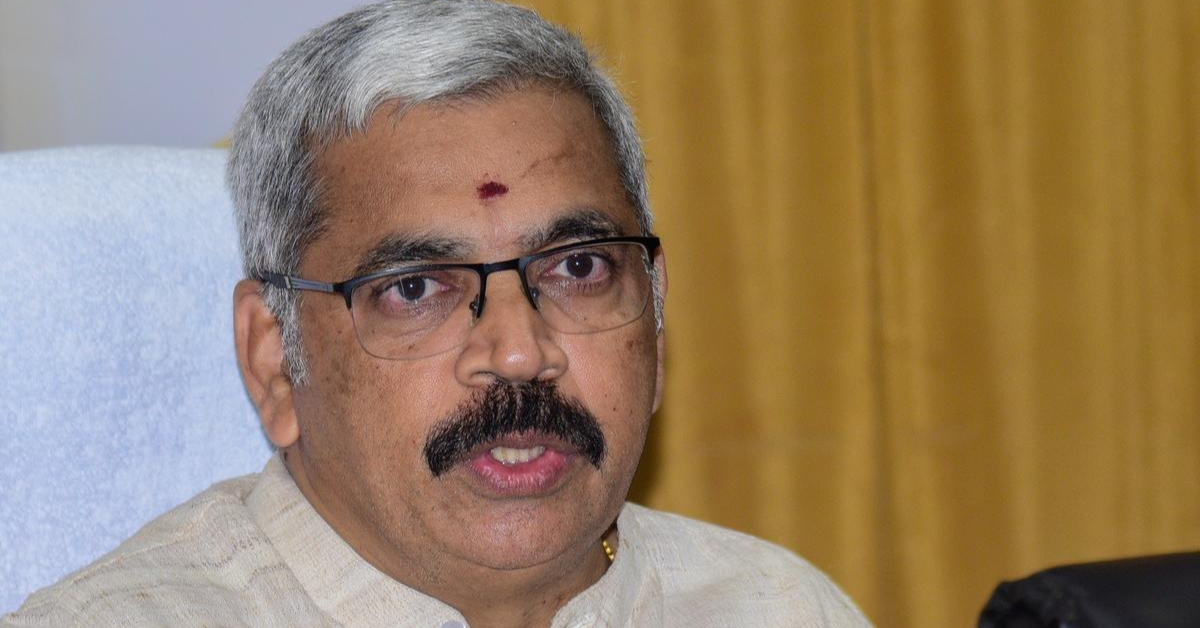 Andhra University V-C Assures Students of Hostel Renovation